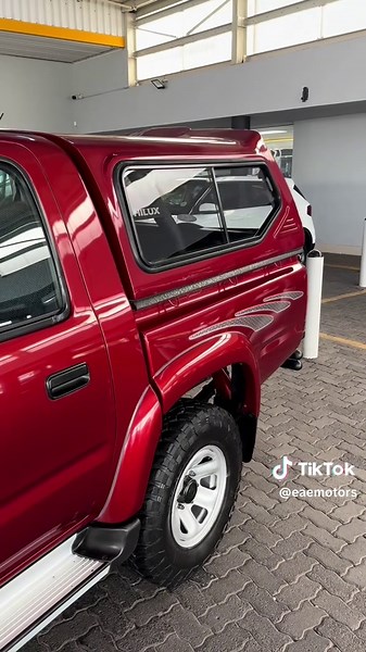 2003 TOYOTA HILUX 2700i RAIDER 🤩|| R269,950 || 135,000 KM || • POWER STEERING • AIRCON • ELECTRIC WINDOWS • ALARM • MP3 CD PLAYER • LEATHER SEATS