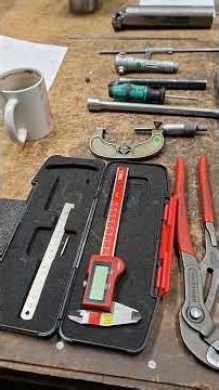 Výroba přesné díry na starém, rozkvedlaném soustruhu je forma zázraku. pr.50H7.