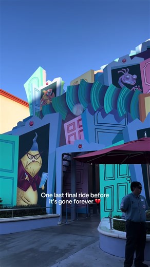 Your sign to ride it one last time 🥹 #disney #disneyland #monstersinc #californiaadventure #fyp @Disney Parks @Disney @Disney Studios @Walt Disney Animation Studios