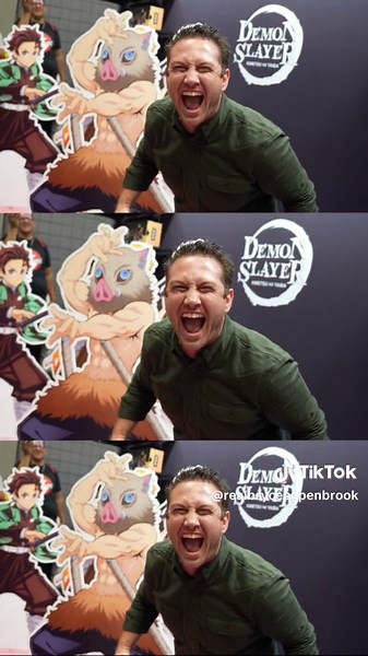 I’m gonna slay so many demons in these ⚔️ Better Watch Out for the King of the Mountains in @Crocs 🐗👟 Train like #Inosuke to get to @footlocker fast enough when these drop 🙌 #DemonSlayer at @New York Comic Con 🗽