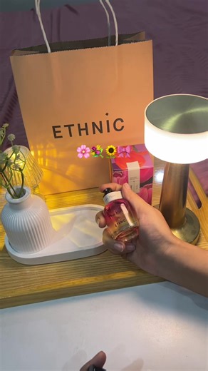 The Kiss Perfume Unboxing Experience: Floral and Sweet