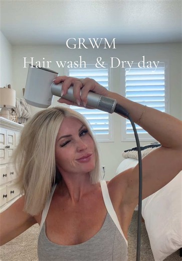 Hair Wash & Dry Day GRWM: How to Wash and Blow-Dry Fresh Hair