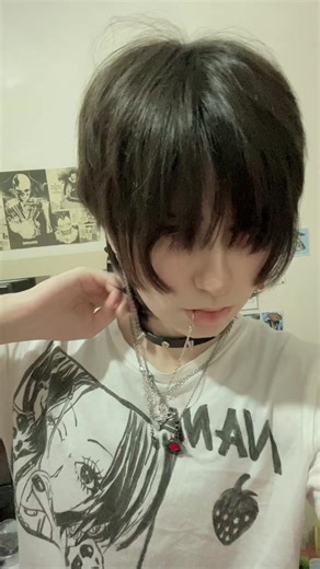 Embracing Beauty as a Trans Boy