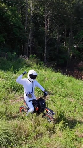 When your Unc gets ahold of Al music. Aipas S1 AMP! Use code "STIG" at checkout to save!