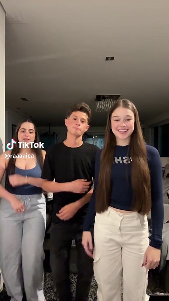 O cara do momento: Bruce e o menino do semáforo