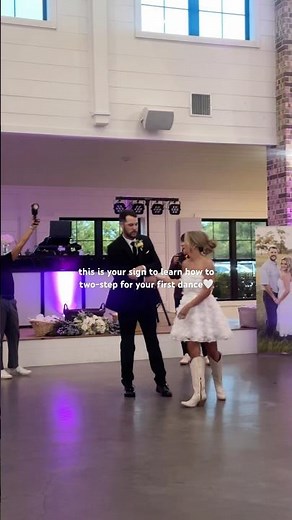 It doesn’t get much better than a Texas two-step for your first dance #wedding #weddingtrend #texas