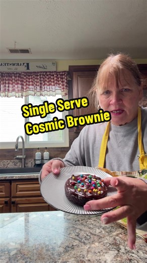 #singleservecosmicbrownie #cosmicbrownie #singleserveseries #fypシ #foryoupage * 2 1/2 Tablespoons unsalted butter * 1/4 cup packed brown sugar, light or dark * 1 large egg yolk * 1/4 teaspoon vanilla extract * 1 Tablespoon all-purpose flour * 1/4 cup natural unsweetened cocoa powder * Pinch of kosher salt Ganache * 1 tablespoon heavy cream * 3 tablespoons semisweet chocolate chips * Optional - rainbow coated chips instructions 1. Prep - Preheat the oven to 350 degrees F. Well grease a large rame