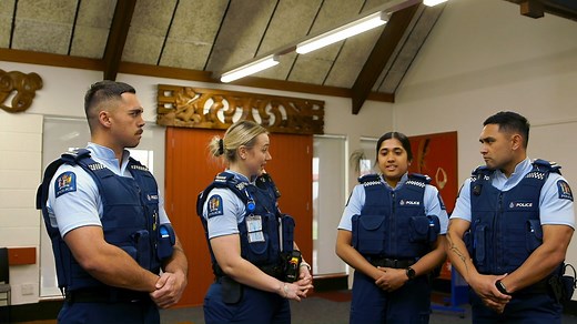Ever wondered what a typical day at Police College is like? 💭🏫 Find out below ⬇️ | NZ Police Recruitment