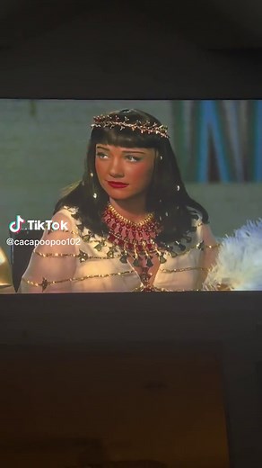 Anne Baxter as Nefertari: Iconic Egyptian Beauty