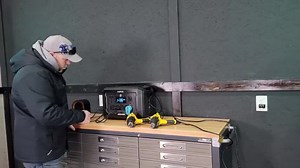 OUPES 2500W Output/5400W Peak Portable Power Station Mega 2-Plus Solar Generator w/Extra Battery Pack and 3-Solar Panels SG-MEGA 2+B2+240*3