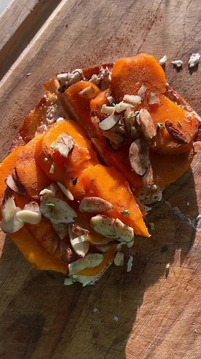 Divine Persimmon Toast Recipe for Fall Breakfast