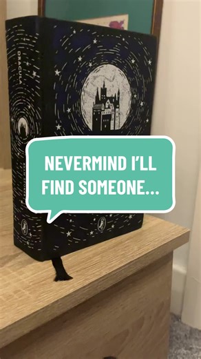 IC: @Isnt What It Books Like💎📚 Cracked me up so couldn’t resist a wee Dracula rendition 😂 🧛🏼‍♂️ #bookishhumor #bookishmeme #bookmeme #dracula #booktok