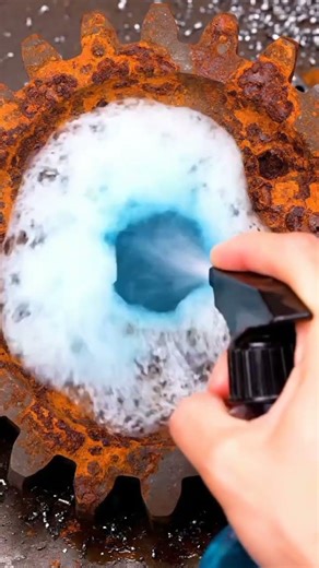 Rusty Gear Cleaning Transformation | Satisfying Rust Removal