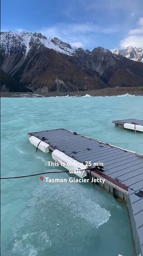 The most beautiful glacier scenes at Mt Cook National Park (a 50 min round trip)