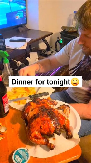 Thankful for my dinner tonight❤️ Salamat sa air fryer. Achieved ang kunwaring lechon manok with matching fried potatoes, I feel so American (alanganin nga lang😁😅) Baird Funk Baird Funk #blessings #happytummy😋 | Jez D Funk