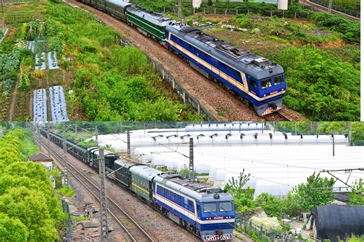 8b+4b+8b推挽长轨进南翔站，内附上海巨佬投稿！