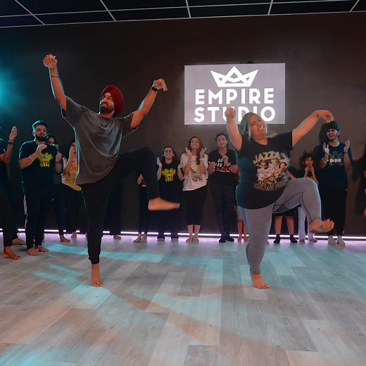 Anybody up for part 2? #bhangraempire #bhangraworkshop #945 #bhangra #dance #empirestudio