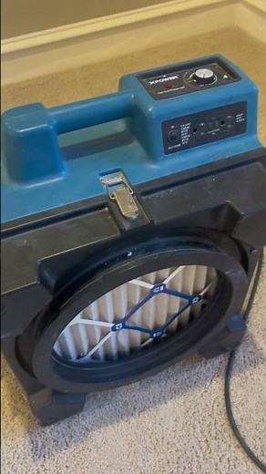 Air Scrubbers help clean any bad mold spores that are in the air #mold #moldremoval #experts