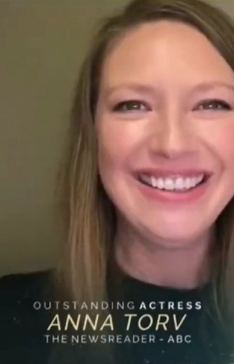 ANNA TORV on Instagram: "ANNA's acceptance speech from the #Logies2022 #ANNATORV #HelenNorville #TheNewsreader"