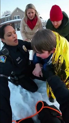 Officer Martinez's Christmas Miracle Save! #IceRescue