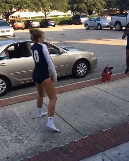 This white girl can dance