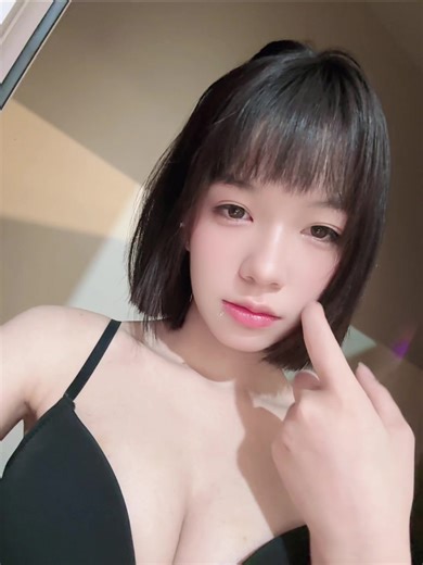 Video của 𝐍𝐠â𝐧 𝐓ẹ𝐭🫧 (@ntec_cutii) với bản nhạc nhạc nền - Quý Nhỏ - ACV TEMPLATE