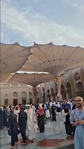 Walking Toward Maghrib Prayer at Al-Masjid An-Nabawi | Peaceful Evening in Madinah