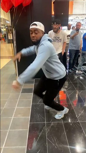 Baltimore 2 step baby let’s get it 🔥🕺🏾 #dance #baltimore #runitupjordan