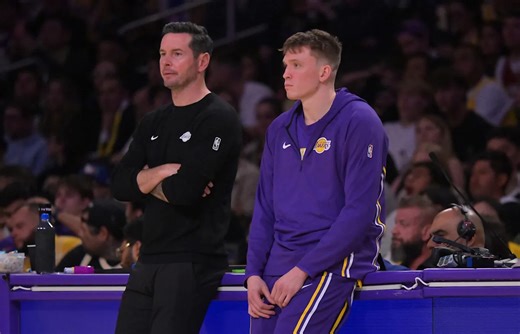 Dalton Knecht finally tossed a tiny bone by JJ Redick, and he made the most of it in Lakers' loss