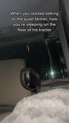 All jokes, my spine doesn’t think so tho😂 #fyp #farmlife #boyfriend #farmer