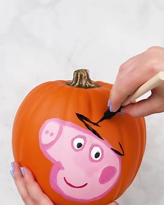 227K views · 1.7K reactions | Painted Peppa Pumpkins!  Perfect for when you love Halloween but have a toddler! 藍 #pumpkinart | Peppa Pig | Facebook