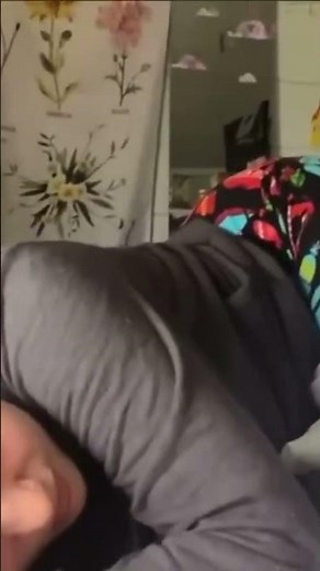 Her gas is stinky in the bed 💨🤣 #shorts