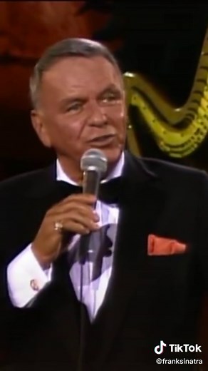 Frank Sinatra - Strangers in the Night (Live 1982)