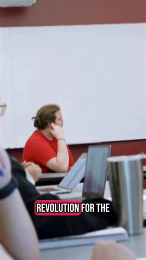 The unemployment rate for new college grads has recently surged. As Ali Bauman explains, some businesses are now replacing entry level jobs with artificial intelligence. https://cbsloc.al/3IxkhMa | CBS New York