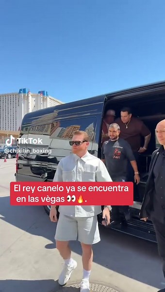 Canelo Álvarez llega a Las Vegas para el gran combate