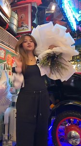 566K views · 4.9K reactions | Thank you so much love! JM Juris 凉懶 First time ko makareceive ng ganto kalaking flower bouquet  Gumagastos ❌ Ginagastusan ✅ this 2025 殺﫶 | lara.joanna | Facebook