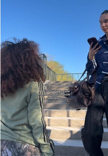 POV: Le quotidien d'une mannequin androgyne