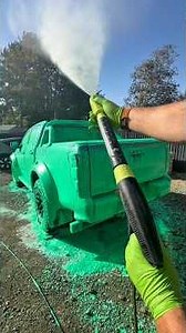 Awesome Pump Action Pressure Washer Lance 💦 Isuzu Dmax #satisfying #asmr #carcleaning #cleaning