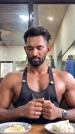 Chapati Vs bhakri kya best hai fatloss ? #chapati #bhakri #gluten #fatloss #fattofit #fat #reelitfeelit #reel #reelkarofeelkaro #instagram #instapic #instamood #peace | Slim And Tone Unisex Fitness Hub