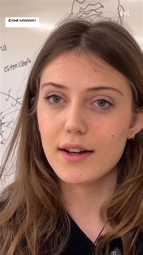 Elsa vill göra skillnad för unga: nu har vi informatörer även i Östergötland! 🔥❤️ Våra skolinformatörer gör det som har varit RFSU:s kärna så länge vi har funnits. De pratar med unga om sex, kroppen, relationer, samtycke och mycket mer. På grund av stor efterfrågan utökar vi nu vår informatörsverksamhet till Östergötland! Elsa är en av tolv nyutbildade informatörer som kommer föra dessa viktiga samtal. Läs hela nyheten på svt.se, länk i bio! Klipp via SVT Öst. Vill du också göra skillnad för se