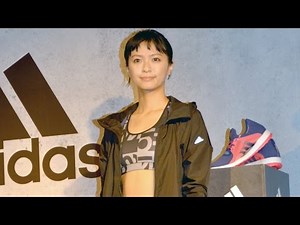 榮倉奈々、スポブラ姿で鍛えた美ボディ披露 『adidas WOMEN PRESS CONFERENCE 2016』
