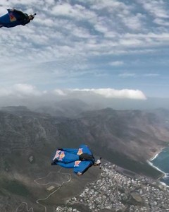 50K views · 729 reactions | Cape Town Wingsuit • Today we a take a look back at our trip to South Africa, where we had the chance to play in the sky above beautiful #capetown ⛰ with @boullejulian #wingsuit #adventure #flight #flying #southafrica #earth | Red Bull Air Force | Facebook