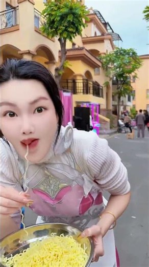 Do you dare to eat the noodles that Xiaowu cooked! #DouluoContinent #TangSan #Xiaowu #TangWutong