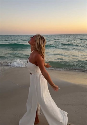 The Essence of Spring Break: A Sunset Anthem