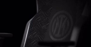 Quersus x @INTER 💙 Produced with quality materials and designed to offer the greatest possible comfort during your long gaming sessions 🎮 We show it to you in this video. | Quersus