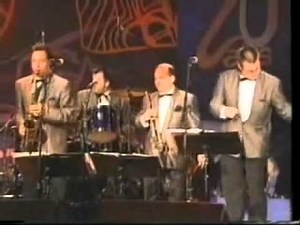 Ray Gelato -walk between the raindrops