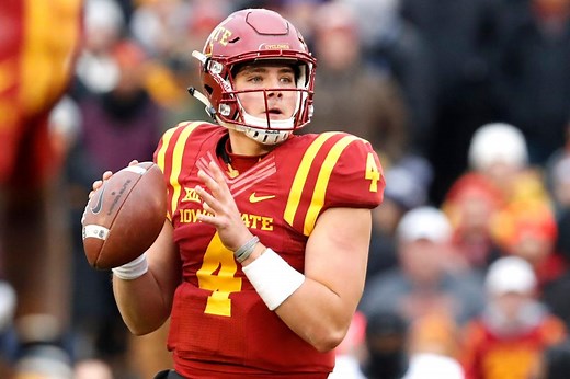 South Carolina starting new coach Zeb Noland at quarterback for opener