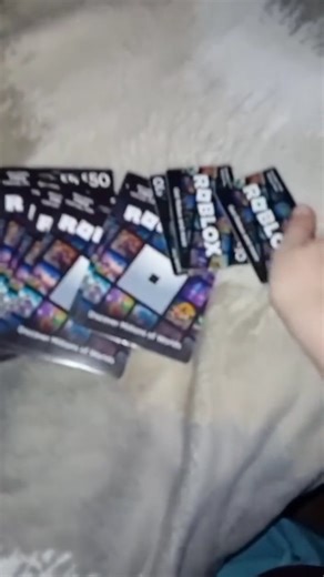 LuckyWins Giveaway on Instagram: "Get your Gift Card Roblox redeem code unboxing #foryou #giftcards #roblox #usa #christmas"