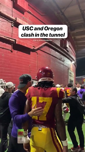 Tensions flare AGAIN as another scuffle breaks out between USC and Oregon 👀 #oregon #usc #cfb