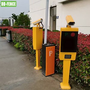 [Hot Item] Automatic Parking Barrier Display Control License Plate Recognition Barrier Gates